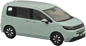 1:43 for Freed Fjord Mist Pearl Simulation Alloy Car Model Home Decoration Metal Ornaments Mini Simulation Toys