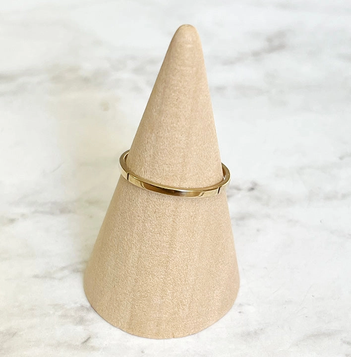 14k yellow gold band