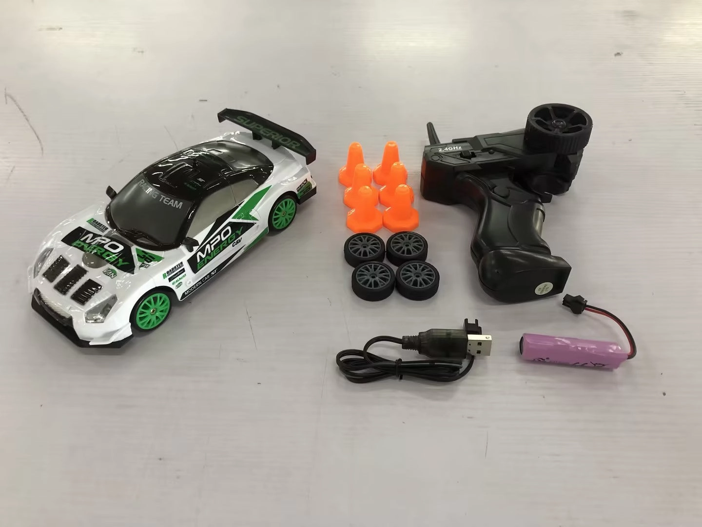 2.4G Drift RC Car, 4WD Remote Control GTR Model AE86, Vehicle Toys for Children