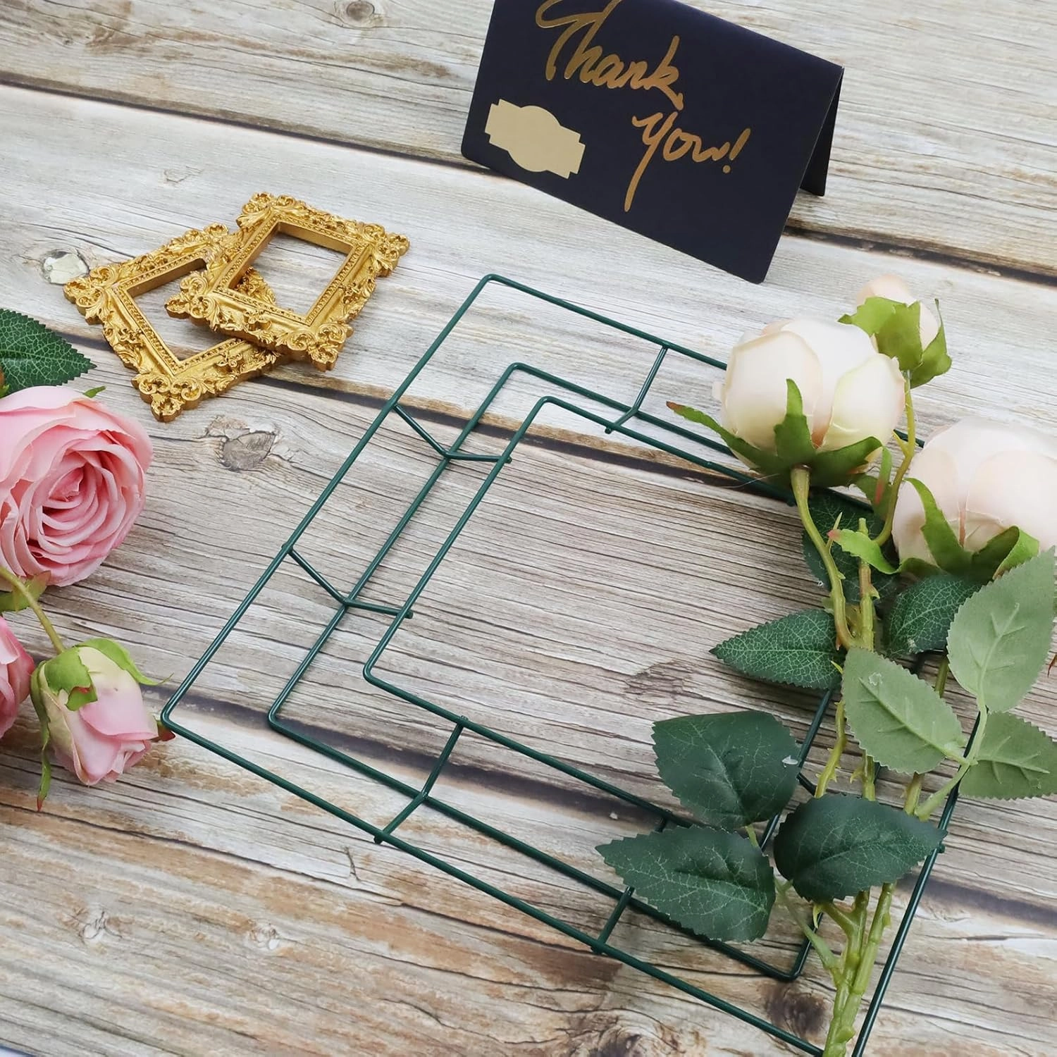 4pcs Wire Wreath Metal Wreath Form for Crafts Floral 9.9 Inch Square Wire Wreath Making Rings for Christmas, Parties, Green, 25cm/Square