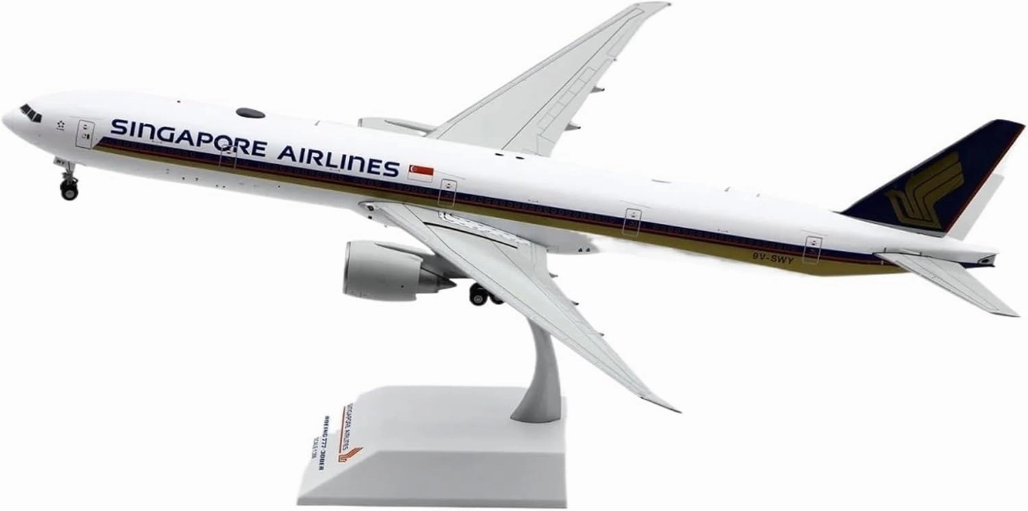 Alloy Collectible Plane 1 200 for Singapore Airlines Boeing 777-300ER Diecast Aircraft Jet Model 9V-SWY Miniatures Set