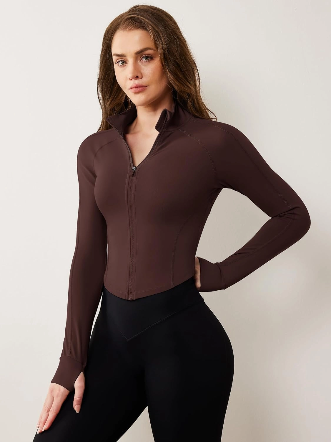 AVGO Women's Workout Jacket Lightweight Zip Up Cropped Yoga Jackets Slim Fit Athletic Tops with Thumb Holes