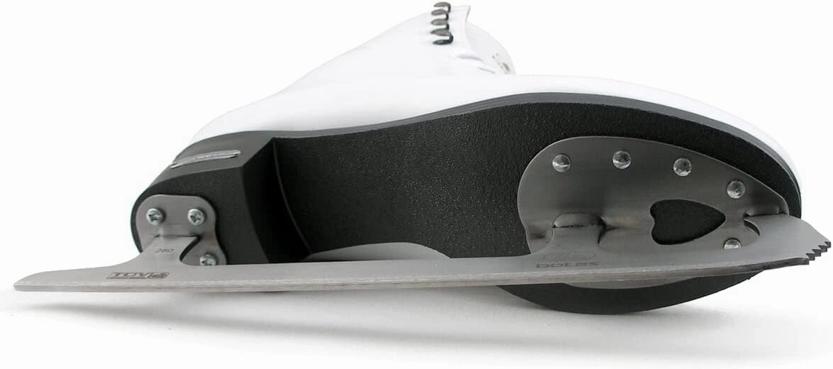 Botas - Models 325, 829, 326 / Made in Europe (Czech Republic) / Figure Ice Skates for Women, Girls, Kids/Sabrina Blades/White Color