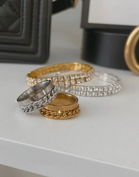 Dainty Stretch 2 Layer Bracelet
