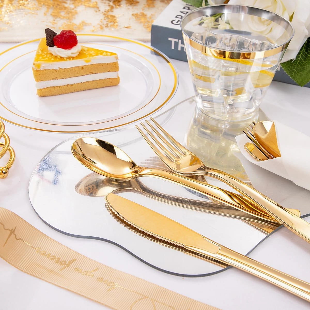 DaYammi 350PCS Clear Gold Plastic Dinnerware Set for 50 Guests, Fancy Disposable Plates for Party, Include: 50 Dinner Plates, 50 Dessert Plates, 50 Pre Rolled Napkins with Gold Silverware, 50 Cups