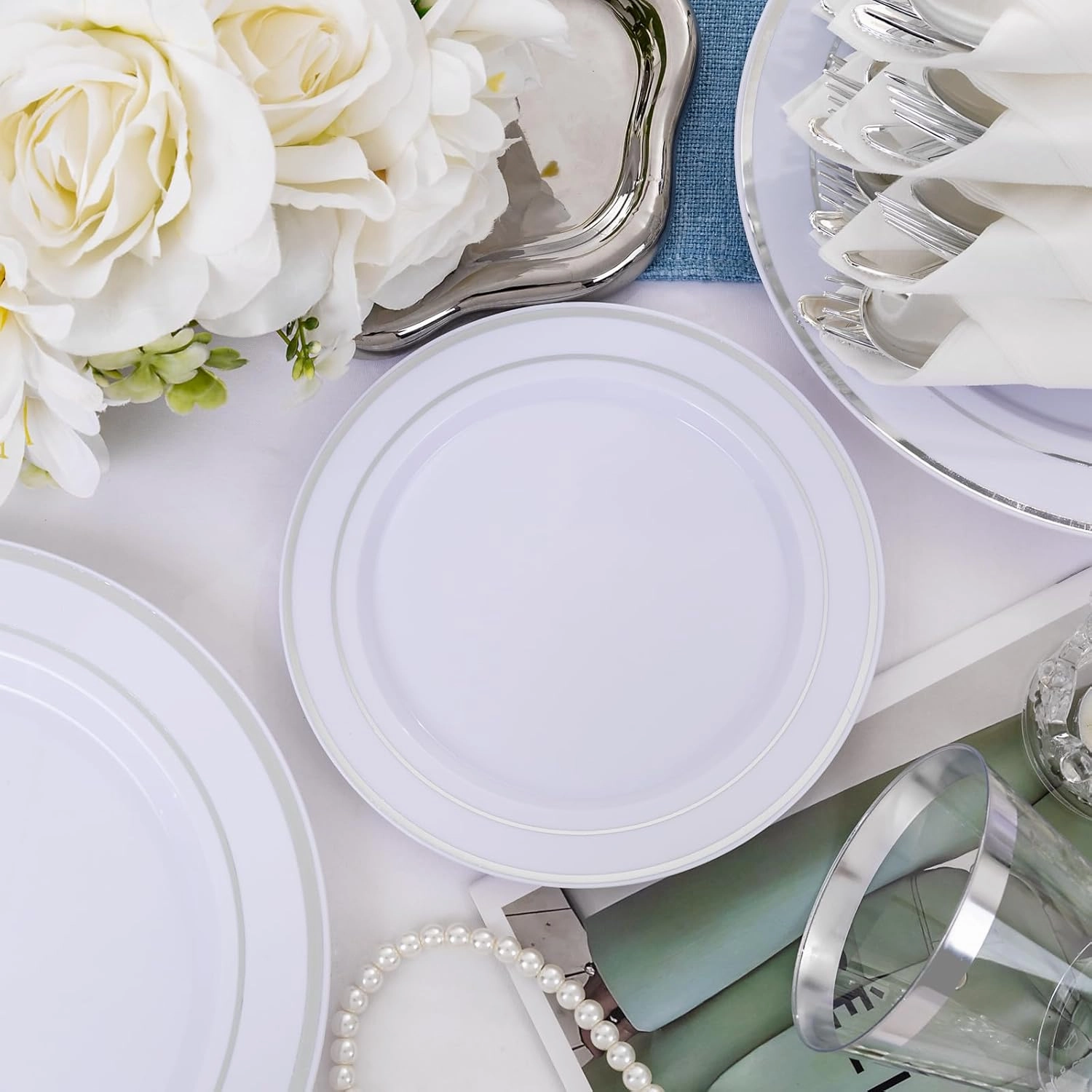 DaYammi 350PCS Silver Plastic Dinnerware Set for 50 Guests, Fancy Disposable Plates for Party, Include: 50 Dinner Plates, 50 Dessert Plates, 50 Pre Rolled Napkins with Silver Silverware, 50 Cups