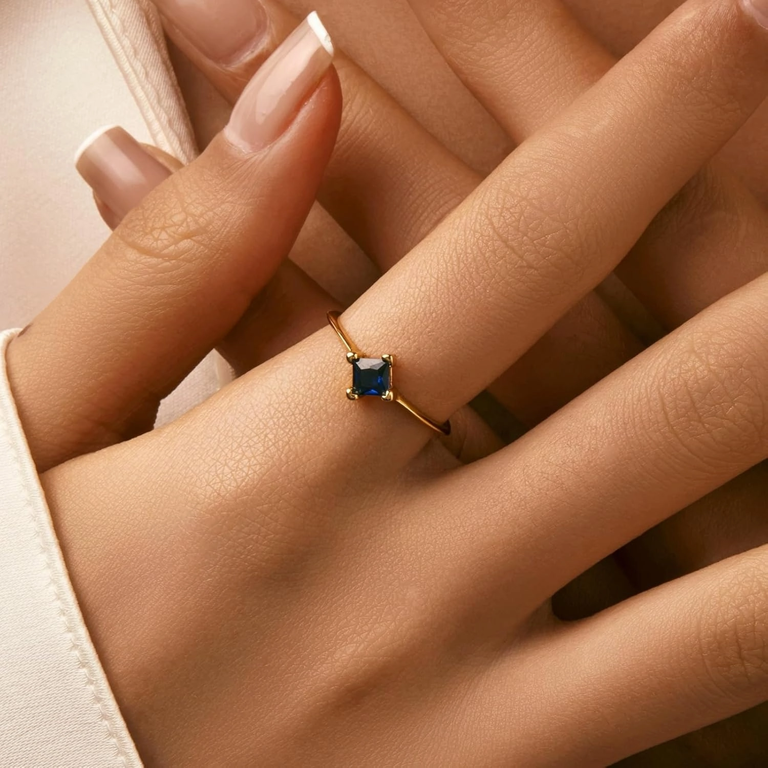 Engagement Rings for Woman, 9K/14K Yellow Gold 4 MM Blue Square Lab Created Sapphire Simple 4 Claws Gemstone Band Ring Size 4-10