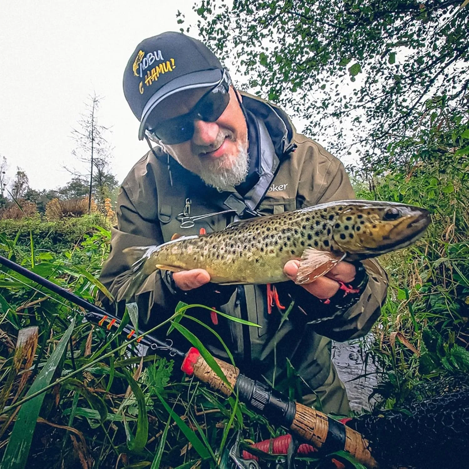 Kylebooker Fly Fishing Wading Jacket Outdoor Activities Waterproof Wader Jackets for Men and Women