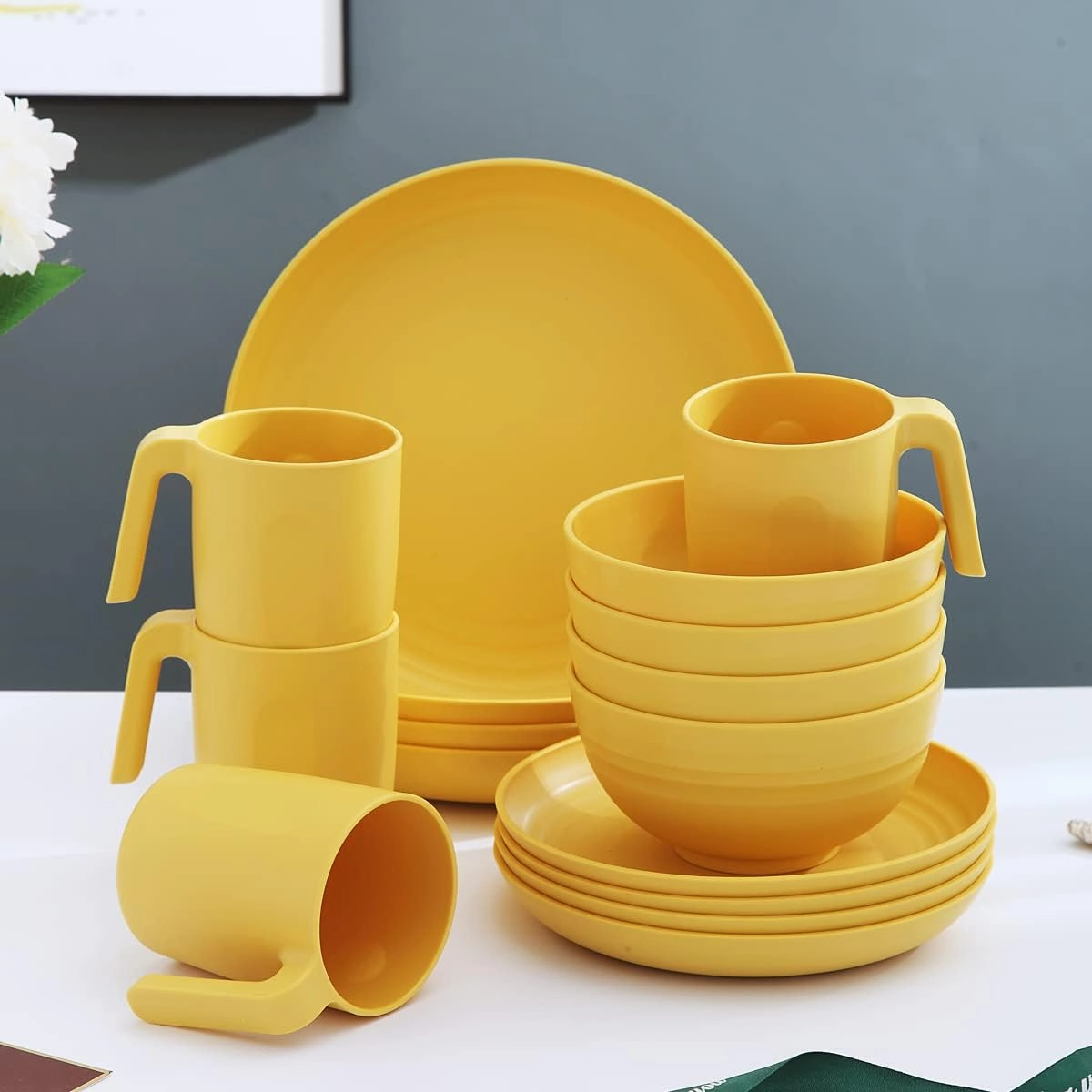 Kyraton Plastic Dinnerware Set of 16 Pieces, Unbreakable And Reusable Light Weight Plates Mugs Bowls Dishes Easy to Carry And Clean Microwave Safe BPA Free Dishwasher Safe Service For 4 (Gold Yellow)
