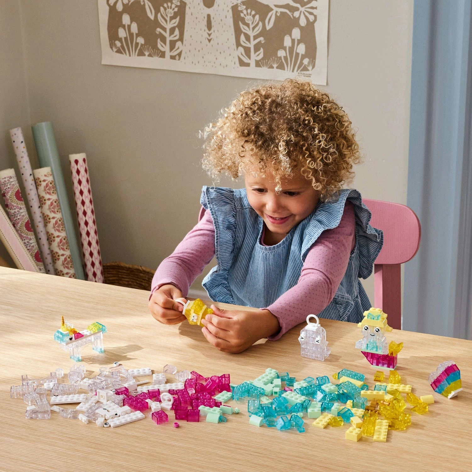LEGO® Classic Magical Transparent Box