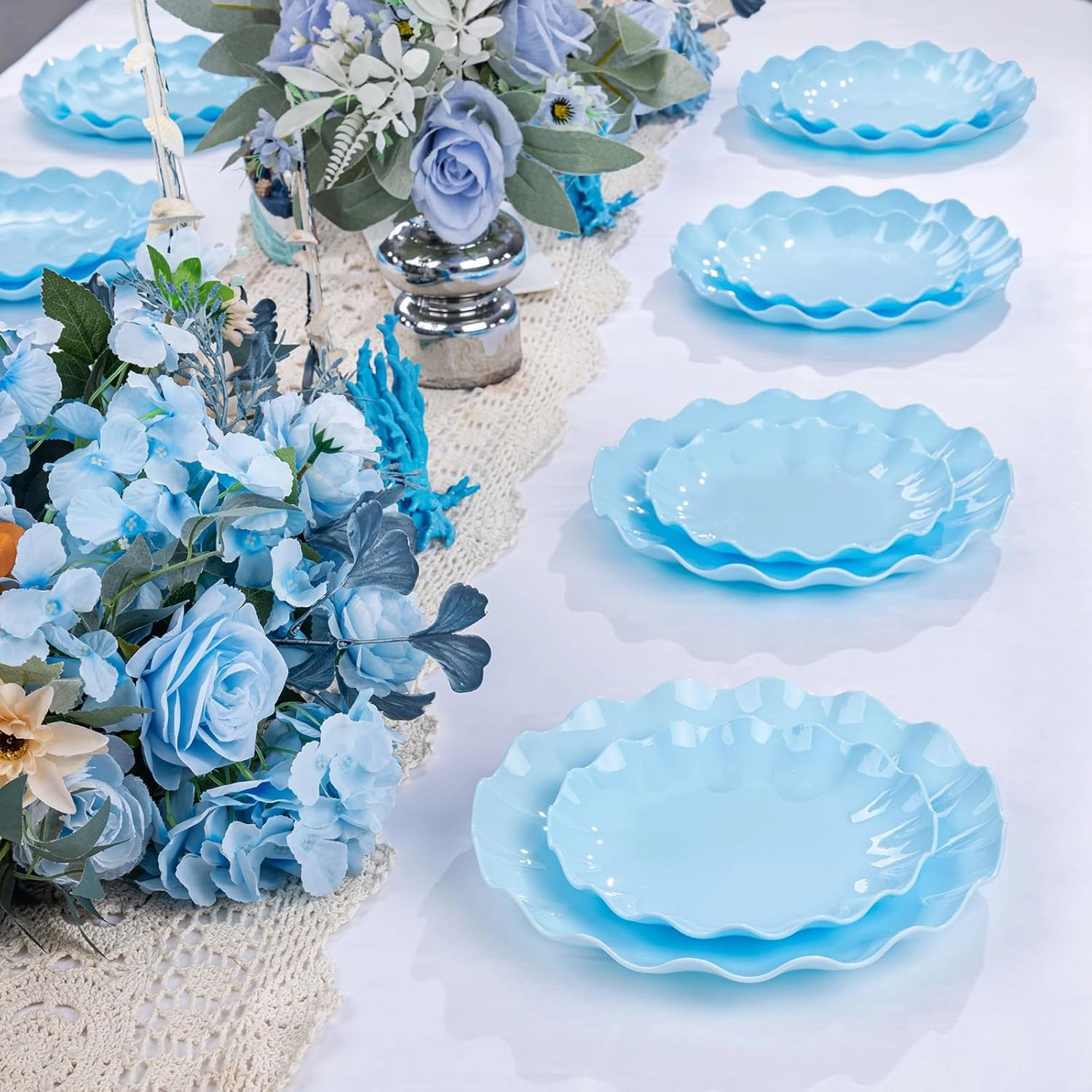 LIYH 24 Pcs Blue Plastic Plates Reusable - Unbreakable Light Blue Scalloped Plates, Dishwasher Safe Camping Plate for Parties, Birthday, Picnics, BPA Free (12Guests)