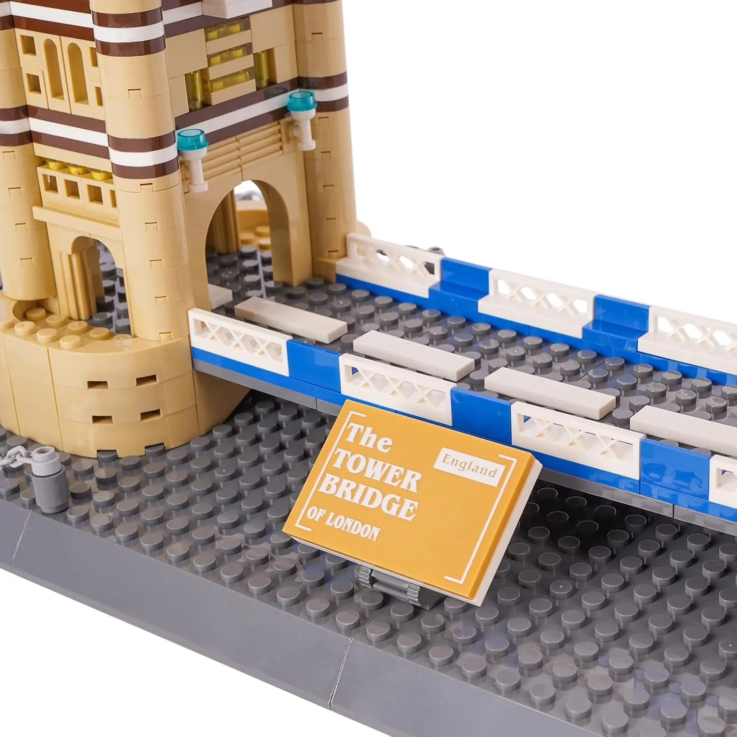 London's Tower Bridge Building Blocks Set, Regular Size Brick World History Architectural Model Kit, Landmark Collection Set Educational Toy for Kids and Adults, Gift Office Décor, 1052 PCS