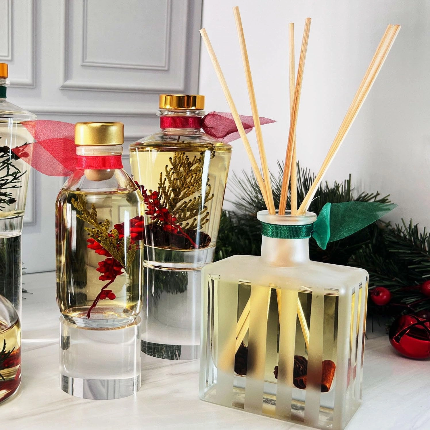 LOVSPA Moroccan Rose Scented Sticks Reed Diffuser Set – Soothing Floral Blend of Rose Essential Oils, 4.5 Ounces, Made in The USA