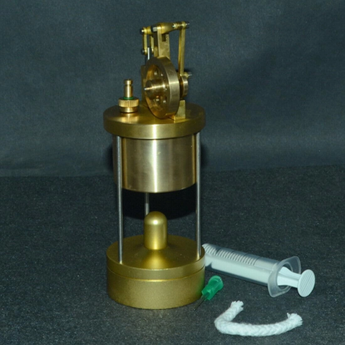 Mini Steam Engine Model, 5 x 5.5 x 14CM Verticle Pure Copper Steam Engine Model, Science Educational Engine Model for Kids Adult