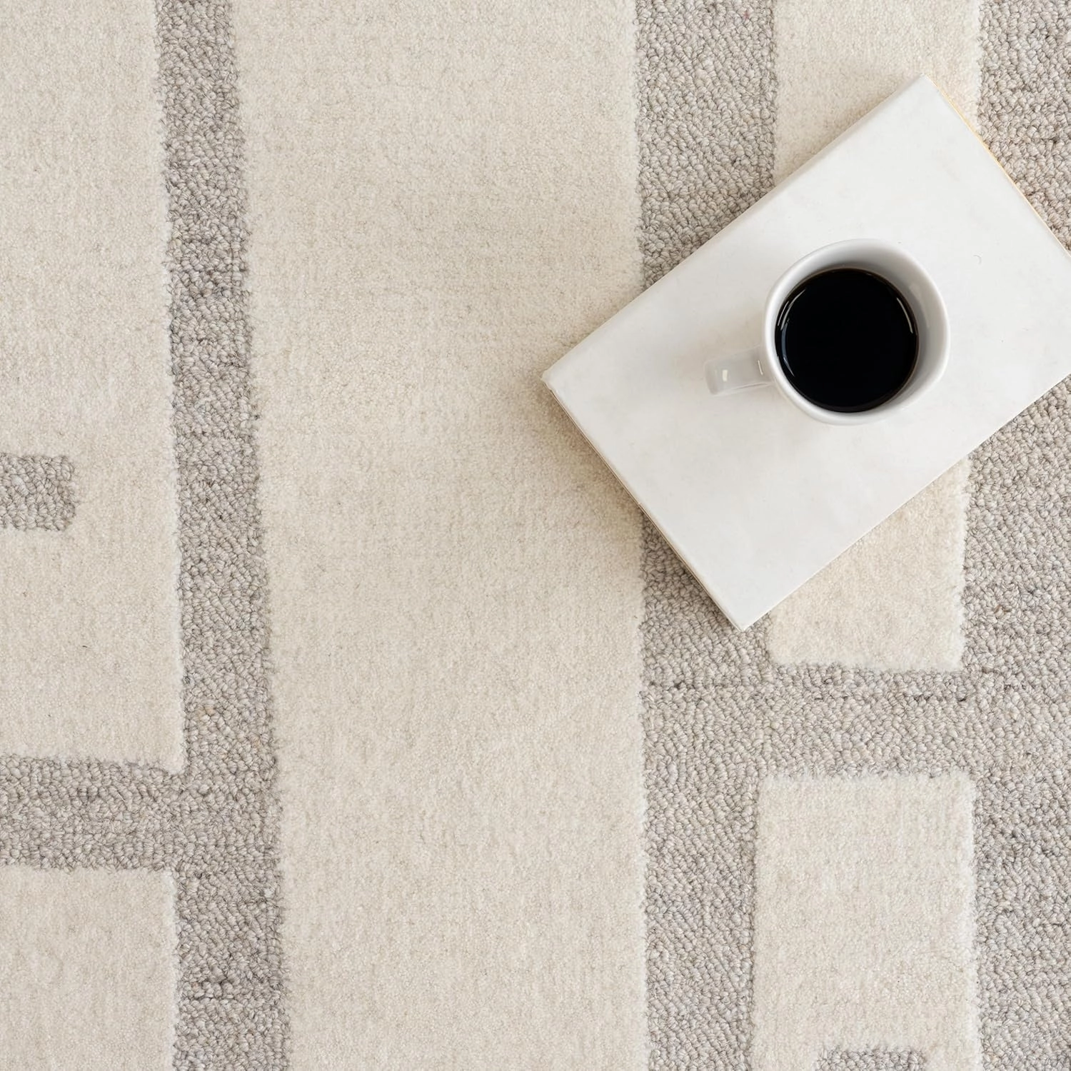 nuLOOM Aeris Geometric 5x8 Wool Area Rug for Living Room Bedroom Dining Room Kitchen, Ivory/Grey