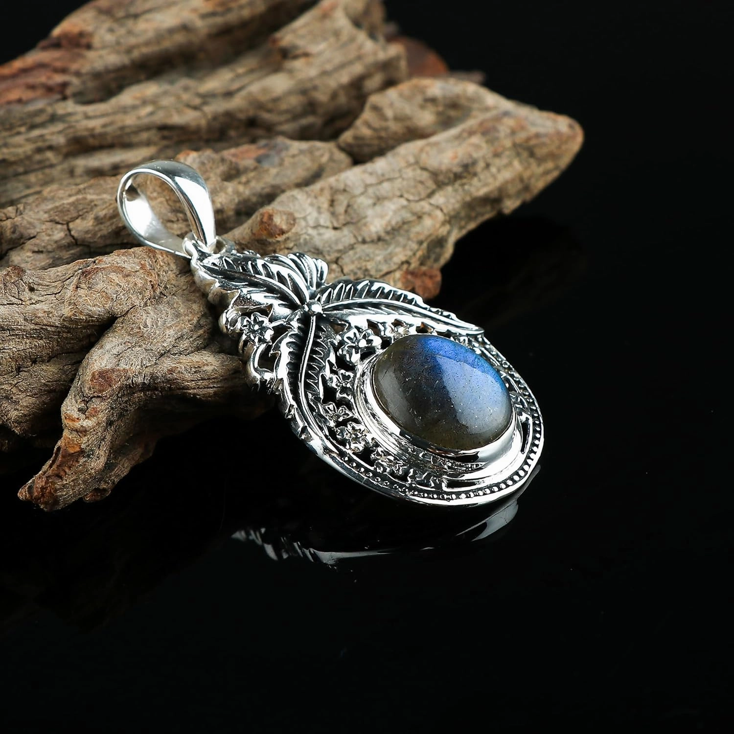 Oxidized Solid 925 Sterling Silver Pendant, Natural Labradorite Gemstone Cabochon Bezel Pendant, Designer Bohemian Handmade Elegant Jewelry Minimalist Christmas Gifts