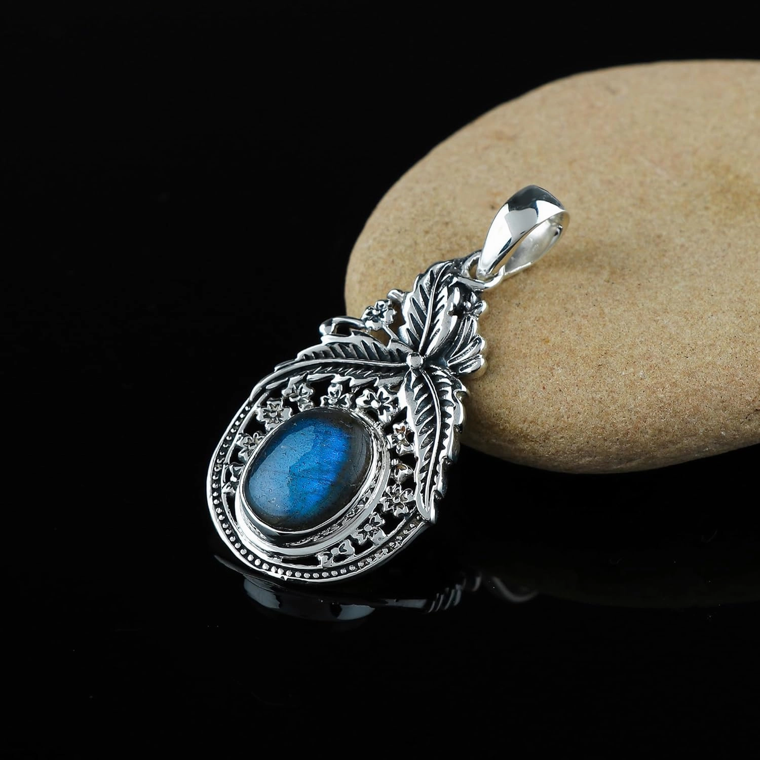 Oxidized Solid 925 Sterling Silver Pendant, Natural Labradorite Gemstone Cabochon Bezel Pendant, Designer Bohemian Handmade Elegant Jewelry Minimalist Christmas Gifts