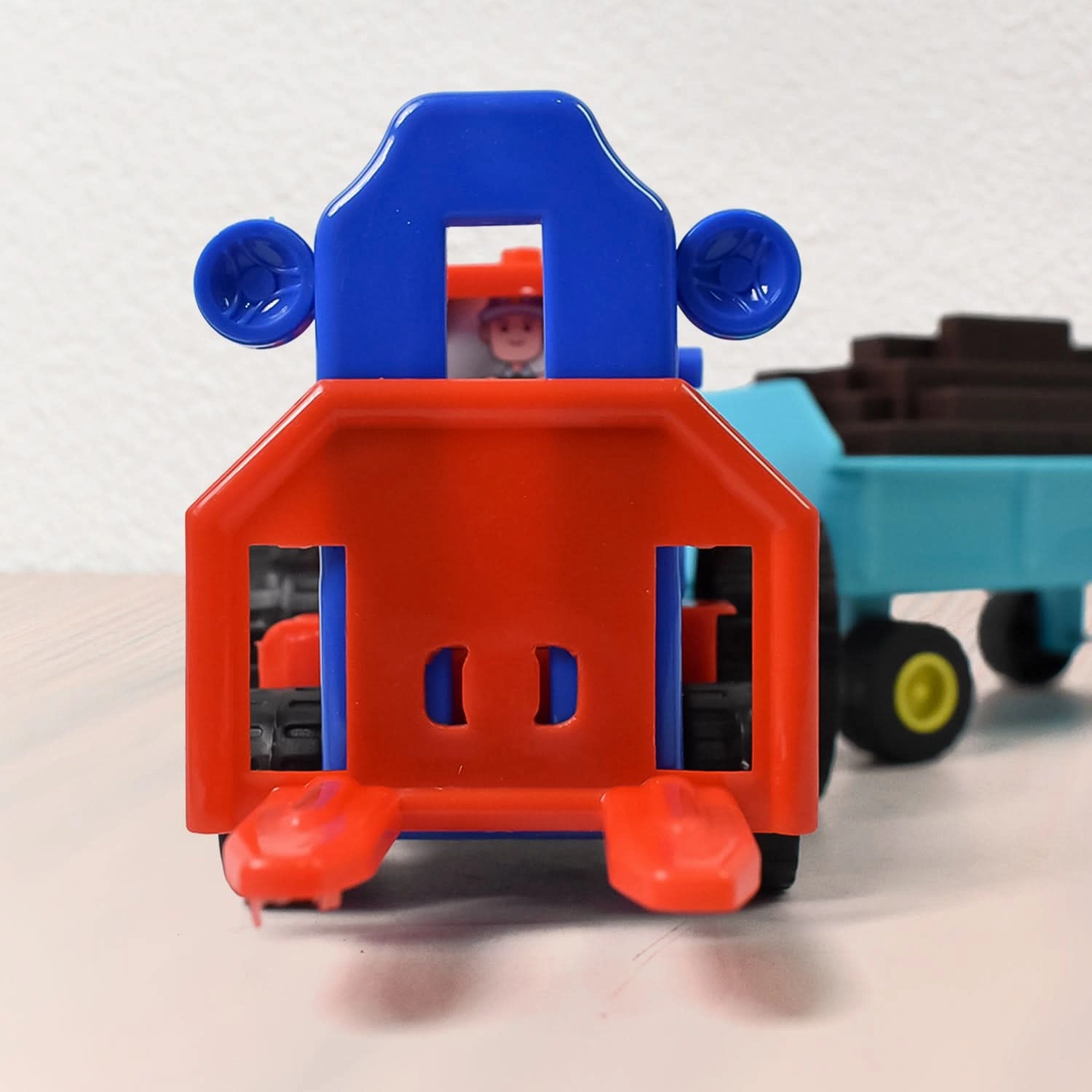 Plastic Friction-Powered Tractor Toy with Bricks Trolley – 1 Pc