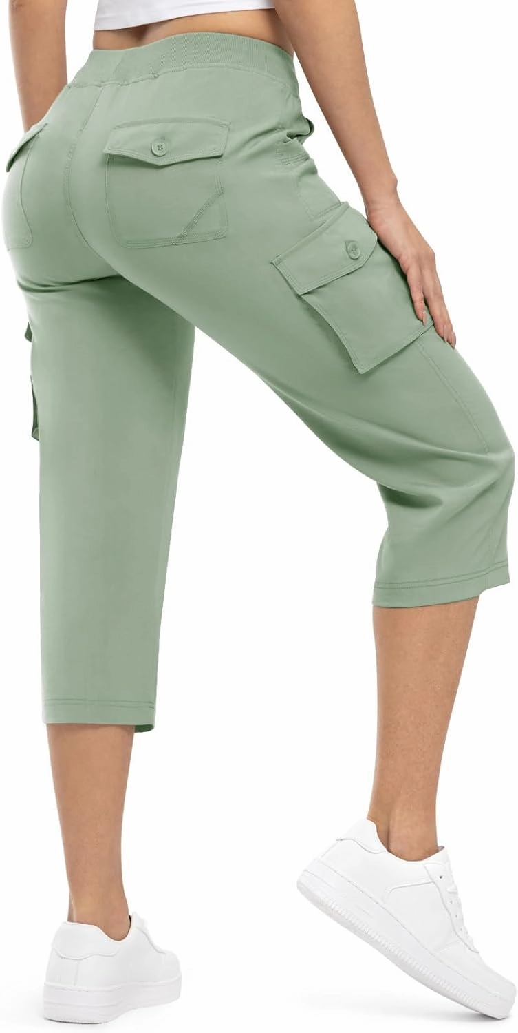 Rdruko Women's Cargo Capris Pants Lightweight Quick Dry Hiking Summer Casual Travel Pants with Pockets