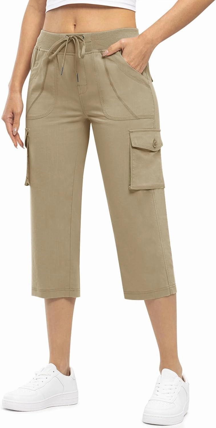 Rdruko Women's Cargo Capris Pants Lightweight Quick Dry Hiking Summer Casual Travel Pants with Pockets