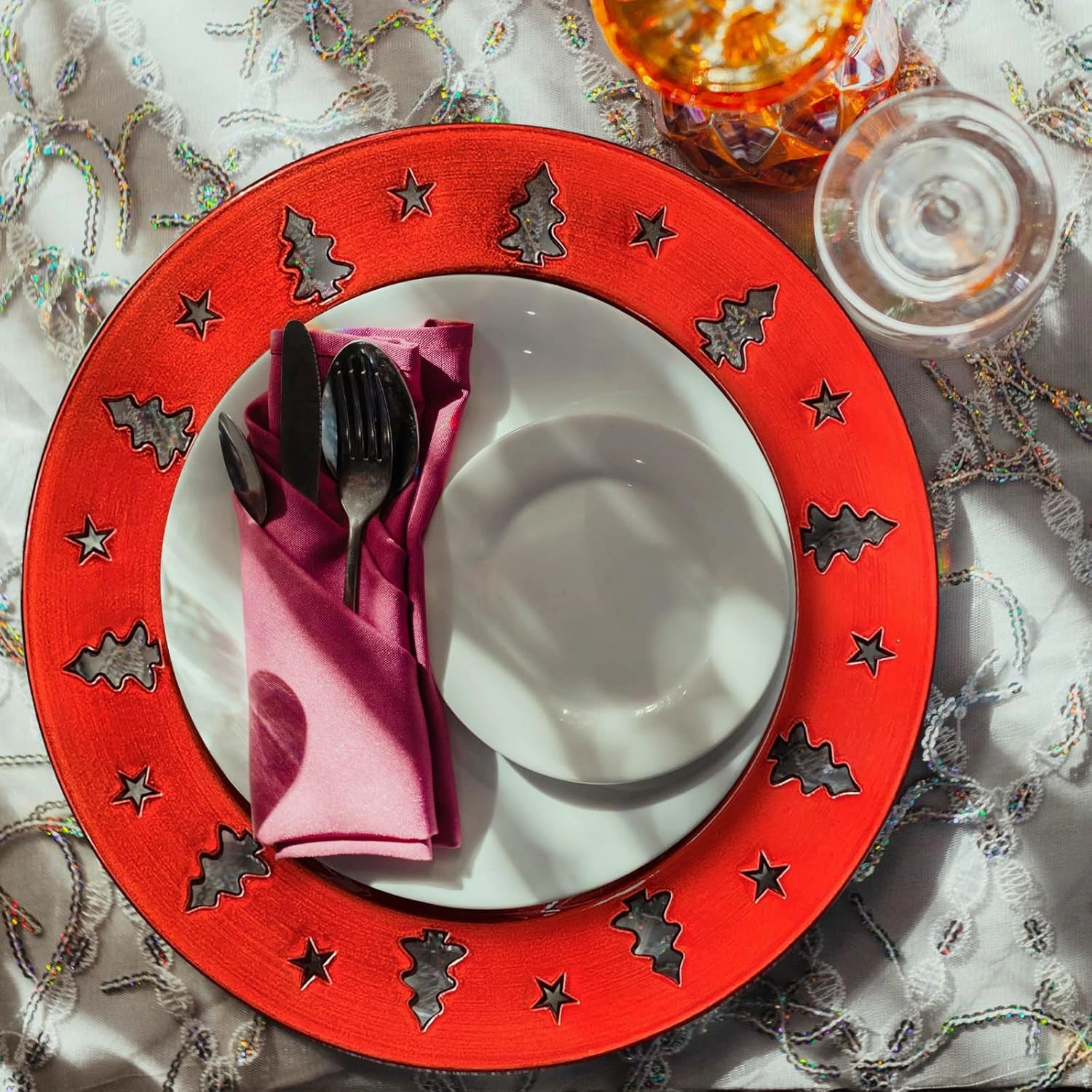 Red Christmas Tree Charger Plates - 13" Reusable Openwork Holidays Party Decorations Round Chargers for Dinner Plate - Elegant Table Setting Centerpieces 6 Pack