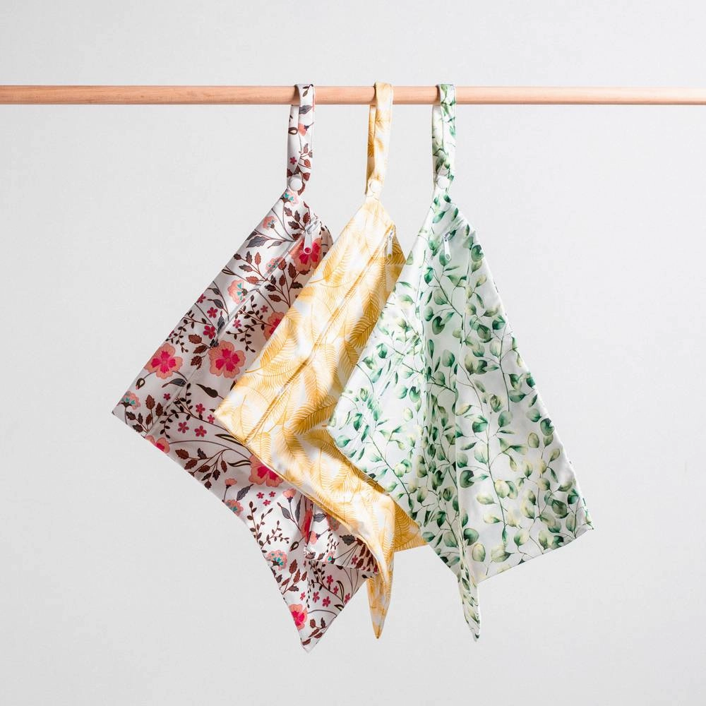 Reusable Single Zip Waterproof Nappy Wet Bag — Soft Eucalyptus