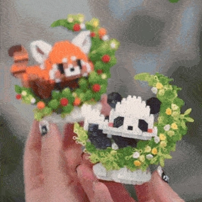 Royaleva Mini Pet Building Blocks Set – Adorable DIY Animal Ornaments for Kids