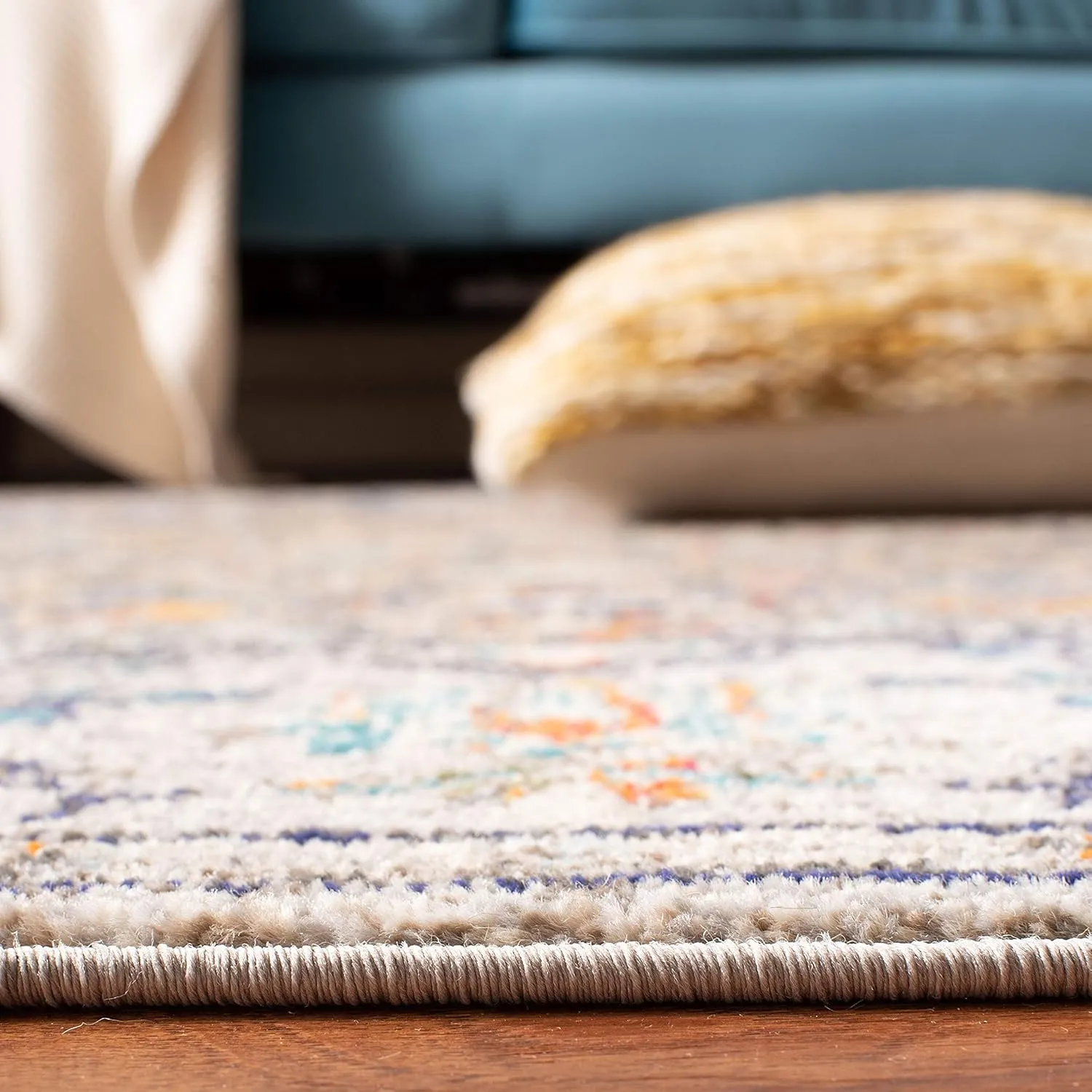 SAFAVIEH Area Rug 8x10 - Madison Collection - Large - Grey & Light Blue, Boho Chic Medallion Distressed Design, Non-Shedding & Easy Cleaning, Ideal for Living Room, Bedroom, Dining Space (MAD447F)