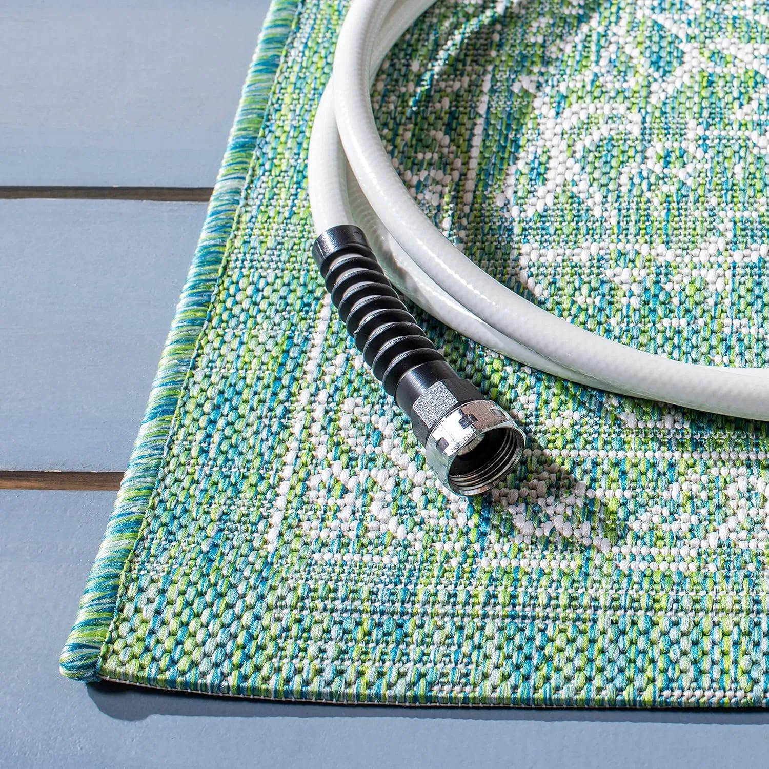 SAFAVIEH Courtyard Collection Area Rug - 9' x 12', Green & Ivory, Non-Shedding & Easy Care, Indoor/Outdoor & Washable-Ideal for Patio, Backyard, Mudroom (CY8680-55721)