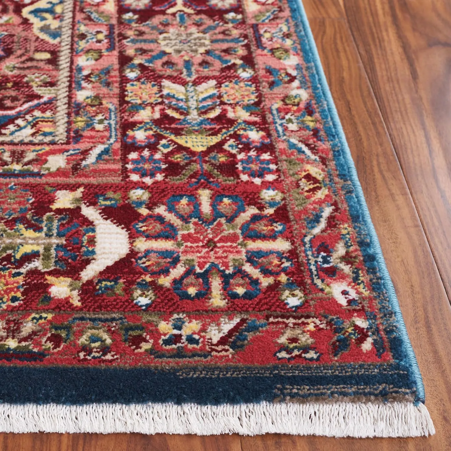 SAFAVIEH Kashan Collection Area Rug - 2'6" x 4', Blue & Red, Traditional Oriental Design, Non-Shedding & Easy Care, Ideal for High Traffic Areas in Living Room, Bedroom, Dining (KSN305A-24)