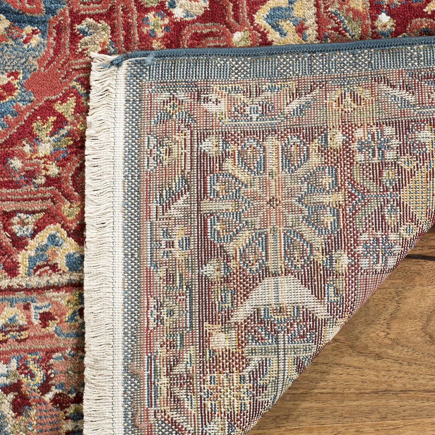 SAFAVIEH Kashan Collection Area Rug - 2'6" x 4', Blue & Red, Traditional Oriental Design, Non-Shedding & Easy Care, Ideal for High Traffic Areas in Living Room, Bedroom, Dining (KSN305A-24)