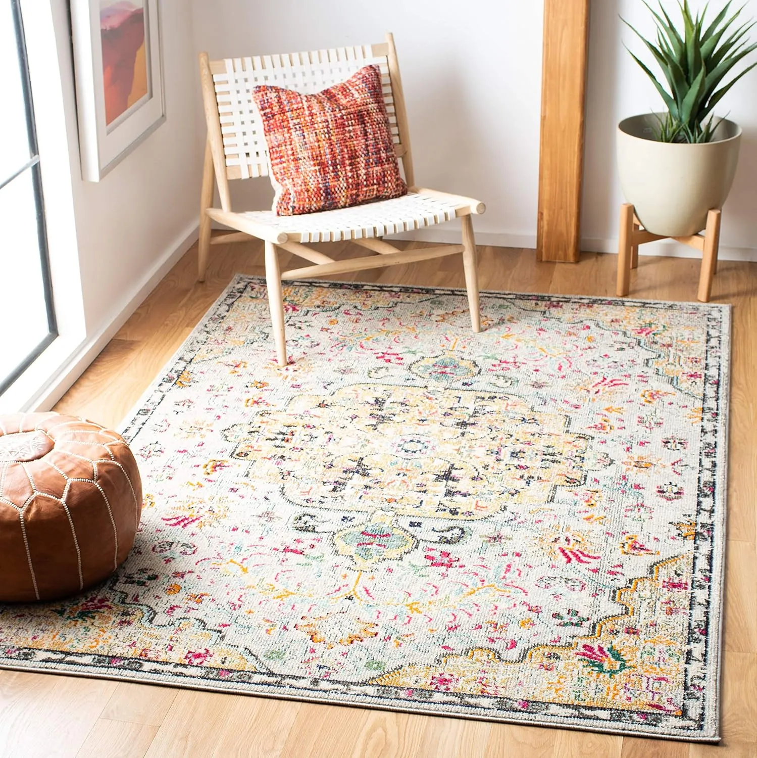 SAFAVIEH Madison Collection Area Rug - 6' x 9', Grey & Gold, Boho Chic Medallion Distressed Design, Non-Shedding & Easy Care, Ideal for High Traffic Areas in Living Room, Bedroom (MAD447G)