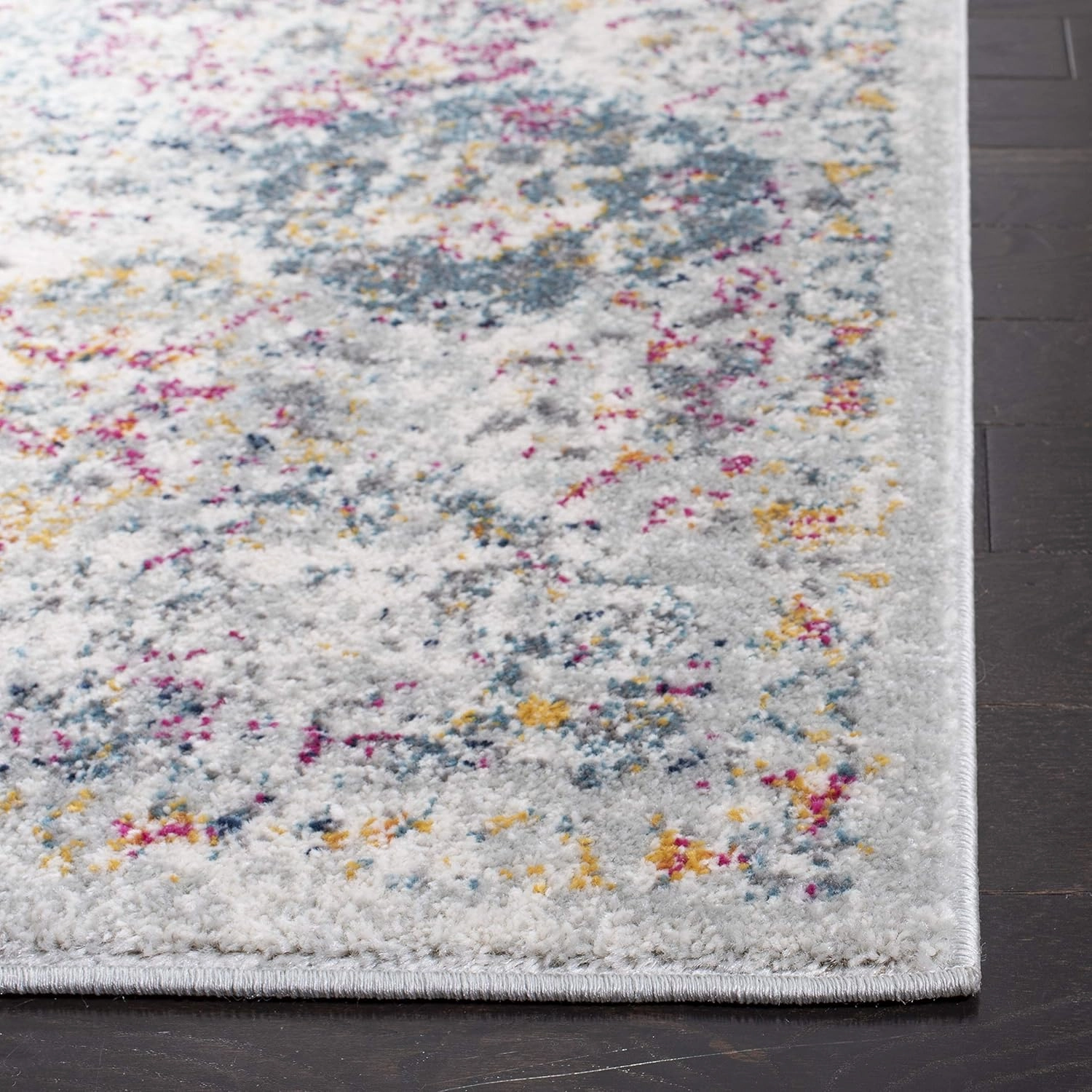 SAFAVIEH Area Rug 8x10 - Madison Collection - Large - Grey & Gold, Boho Chic Distressed Design, Non-Shedding & Easy Cleaning, Ideal for Living Room, Bedroom, Office, Dining Space (MAD611F)