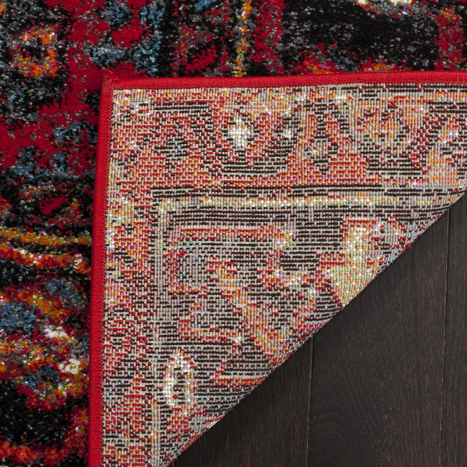 SAFAVIEH Vintage Hamadan Collection Area Rug - 5'3" x 7'6", Red & Multi, Oriental Traditional Persian Design, Non-Shedding & Easy Care, Ideal for High Traffic Areas in Living Room, Bedroom (VTH211A)