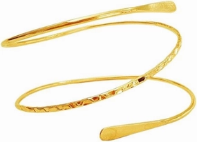 Simple Metal Coil Upper Arm Cuff Open Arm Bracelet Hammered Wrap Armband Bangle for Women