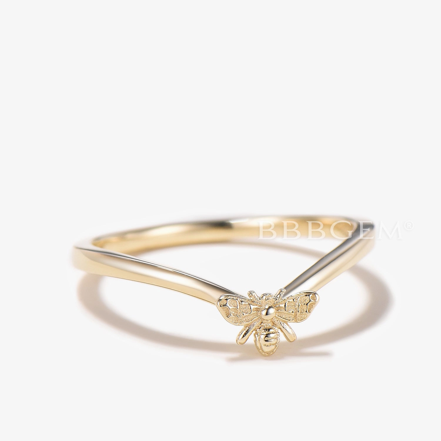 Simple Tiny Bee Curved Nesting Band Honeybee Contour Wedding Band