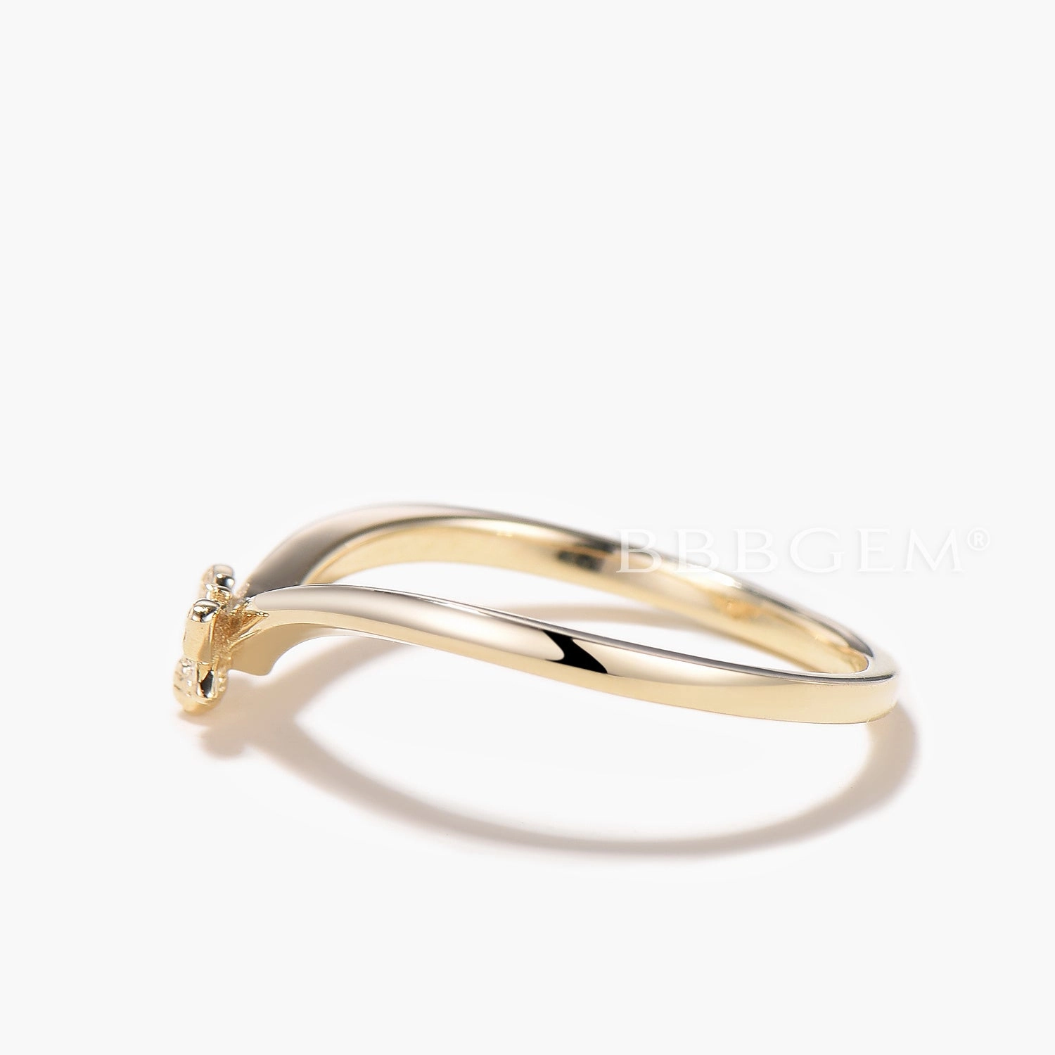 Simple Tiny Bee Curved Nesting Band Honeybee Contour Wedding Band
