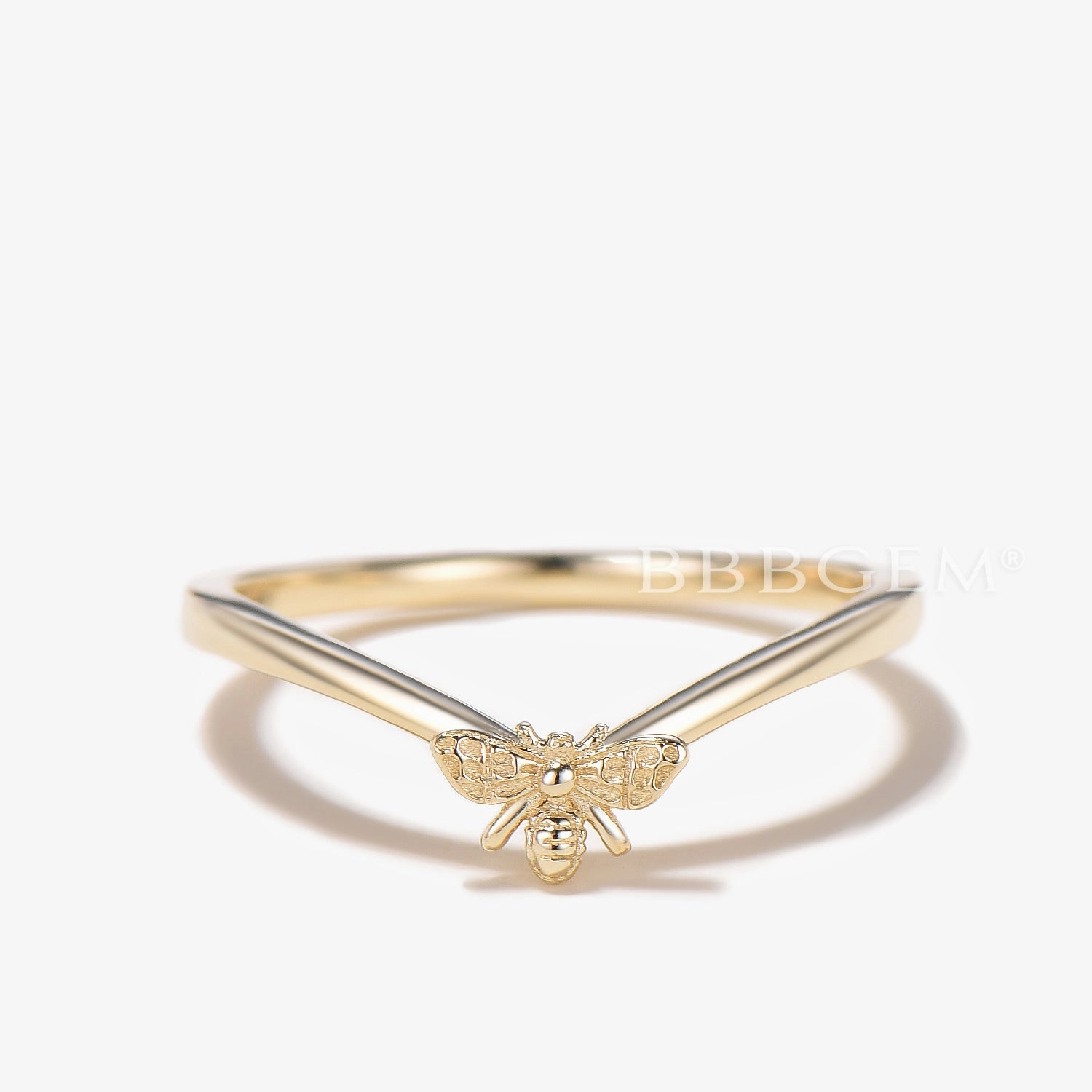 Simple Tiny Bee Curved Nesting Band Honeybee Contour Wedding Band