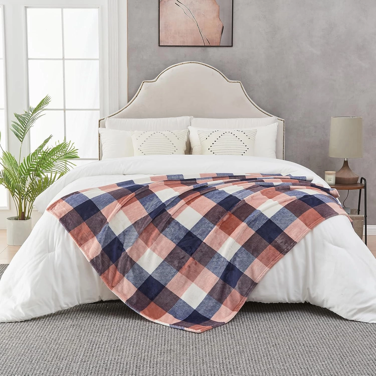 SOCHOW Buffalo Plaid Flannel Fleece Throw Blanket 50 × 60 Inches, Soft Lightweight Cozy All Season Coral Pink Checkered Blanket for Bed, Couch, Car
