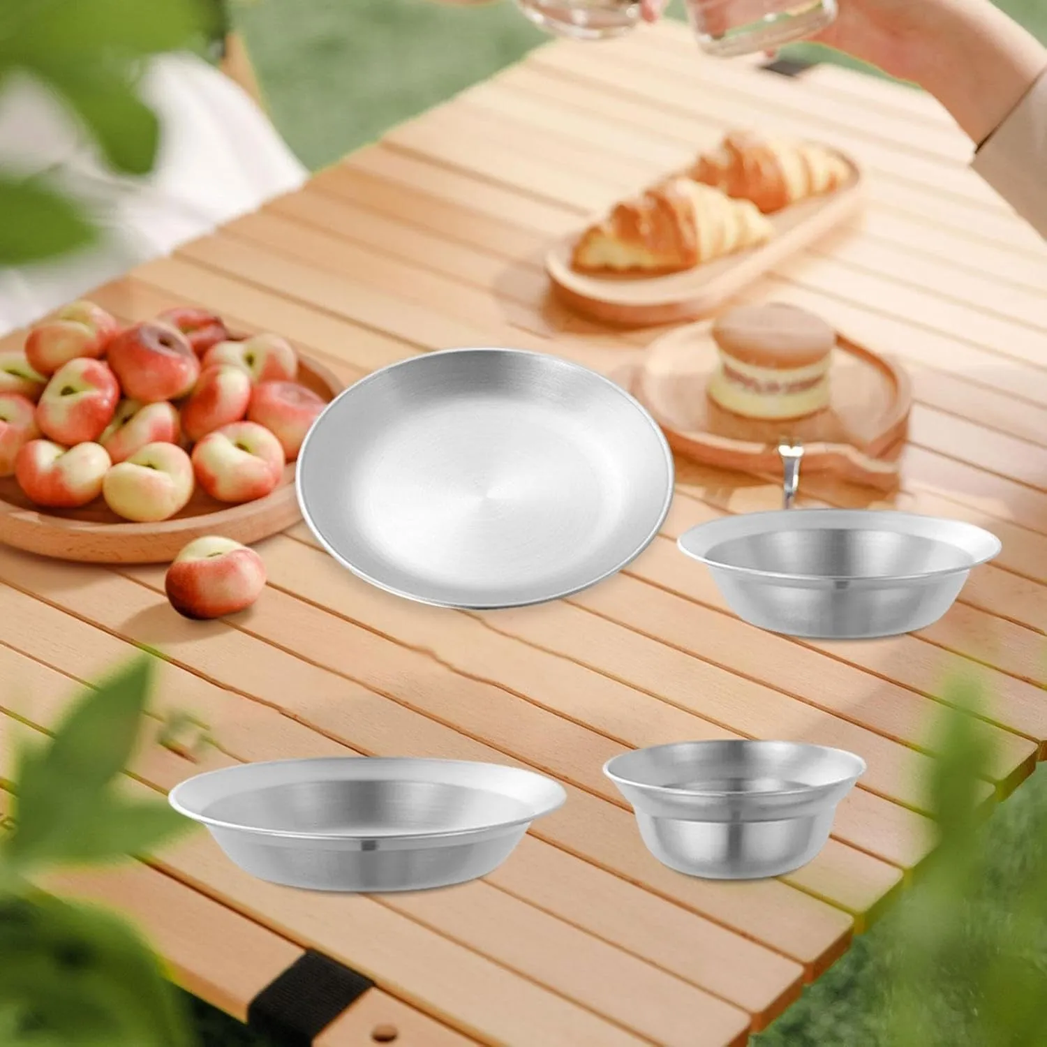 Stainless Steel Plates and Bowls, Camping Utensils, Dinner Dishes, Outdoor Tableware Dinnerware Set for Barbecue RV Apartment