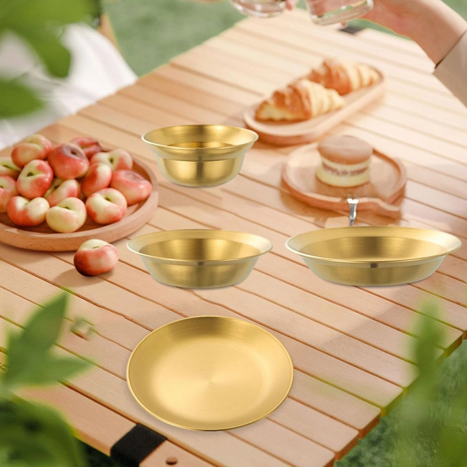 Stainless Steel Plates and Bowls, Camping Utensils, Dinner Dishes, Outdoor Tableware Dinnerware Set for Barbecue RV Apartment