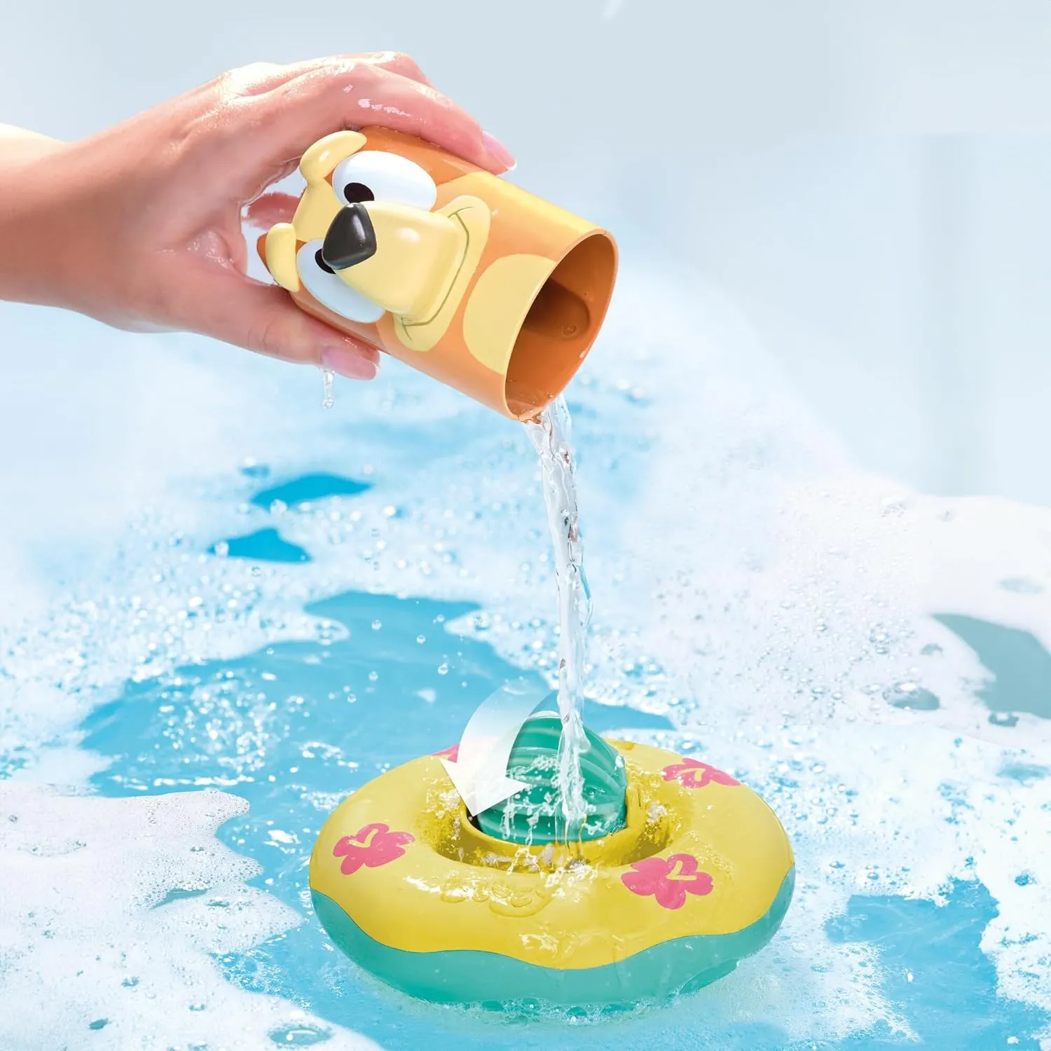 TOMY Toomies Splash & Float Bingo and Bluey Water Toys - 2-in-1 Toddler Bath Toys with Pour Cup and Water Wheel - Ages 18 Months and Up