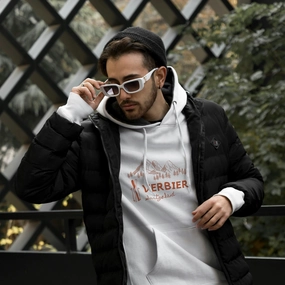 Verbier Embroiderd (Red) Hoodie
