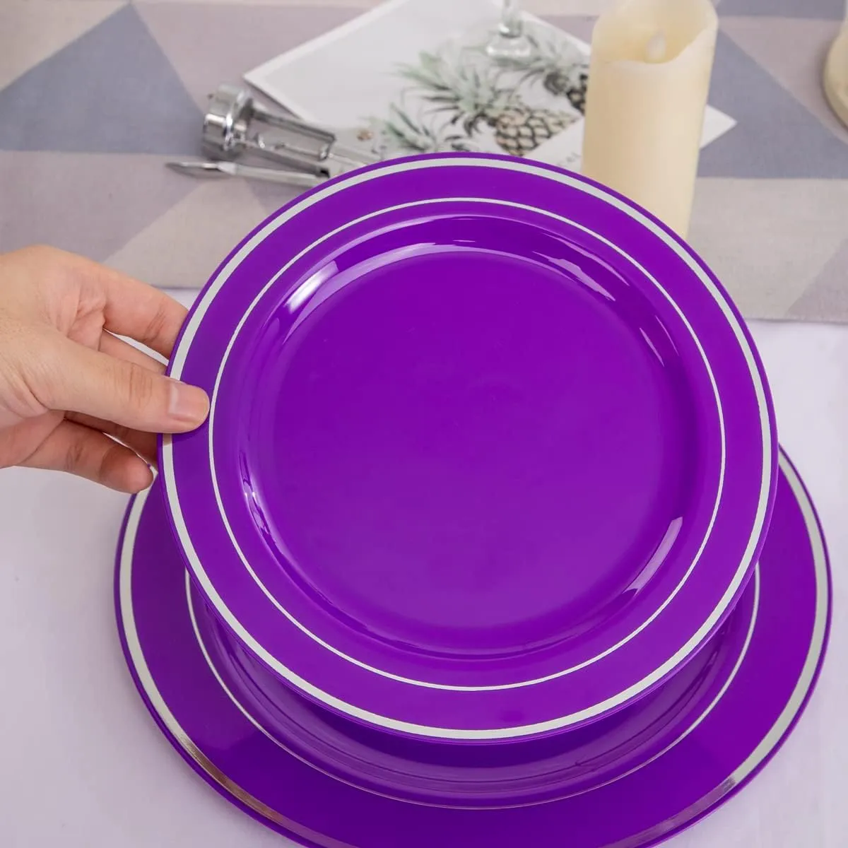 WELLIFE 200PCS Purple Silver Plastic Dinnerware Set, Purple and Silver Plates - Include 40 Dinner Plates, 40 Dessert Plates, 40 Knives, 40 Forks, 40 Spoons for Party, Weddings