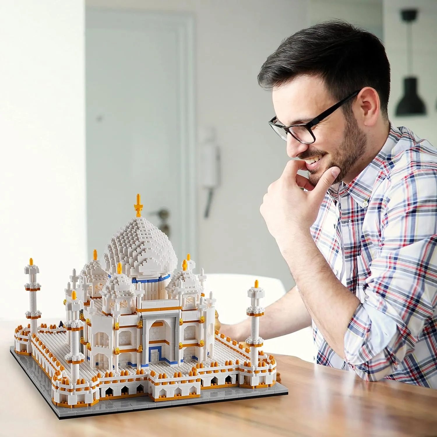 World Famous Architecture Taj Mahal Micro Building Block Set for Adults and Kid Age of 14  - 3950PCS